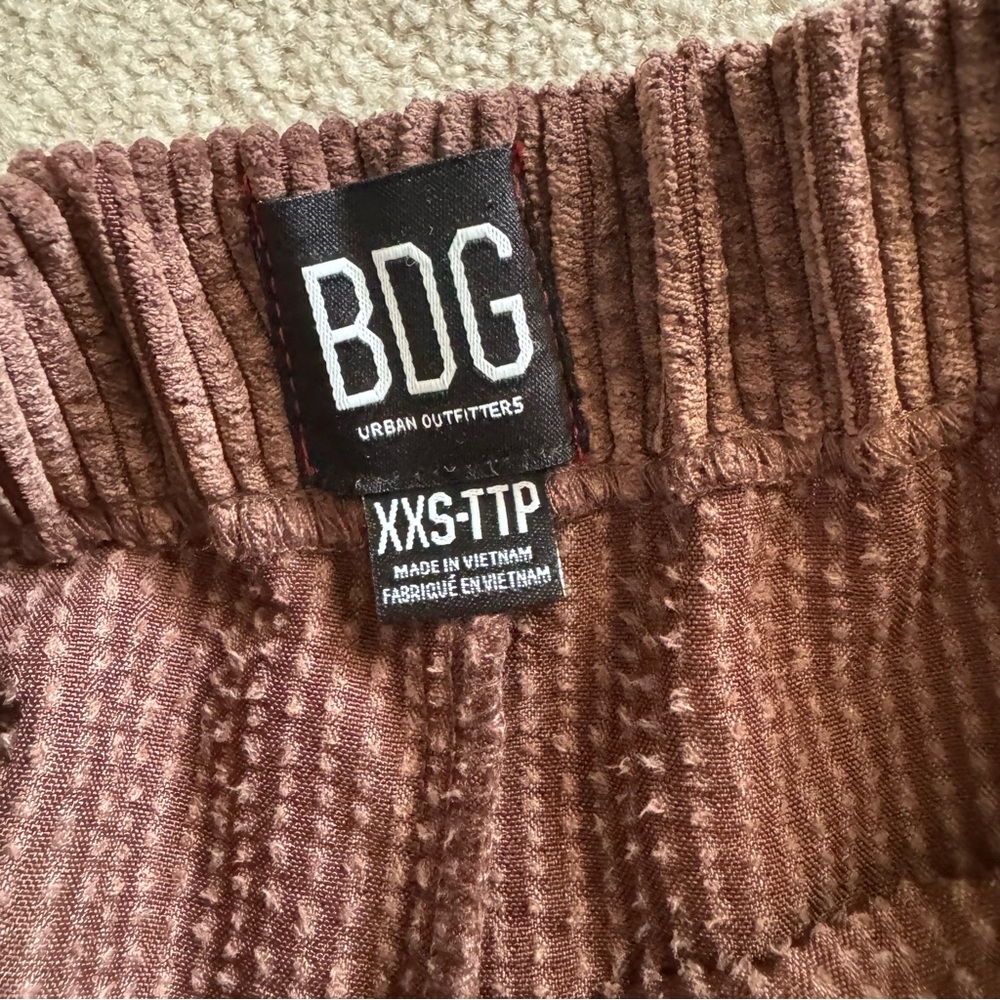 BDG Ribbed Corduroy Straight Leg Jeans - Picture 5 of 13
